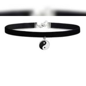 Choker Necklace 90s throwback retro yinyang